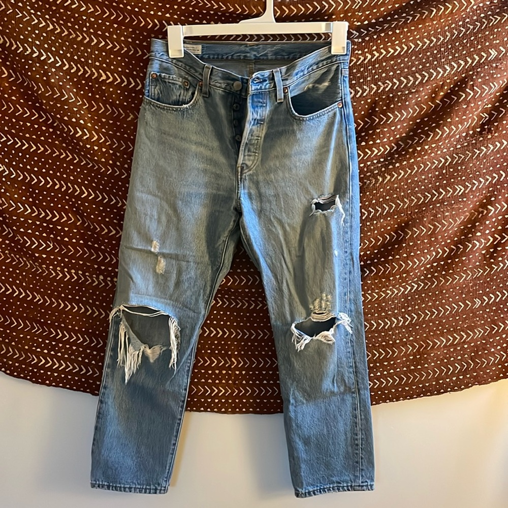 Levi’s distressed 501 jeans